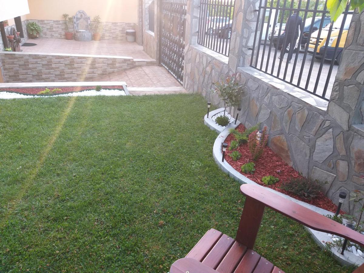 Къща За Гости Демика Saparewa Banja Exterior foto